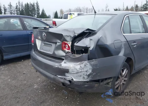 2007 Volkswagen Jetta Wolfsburg Edition из США, поврежденный, VIN 3VWEF71K17M077199